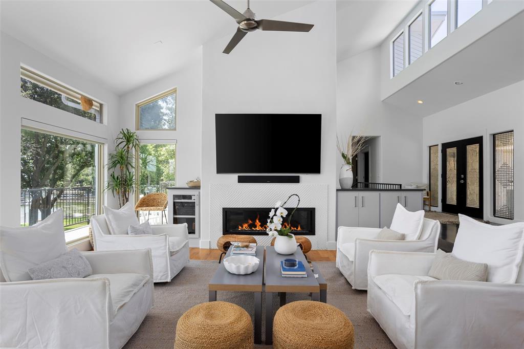 Crest Point Add - Residential