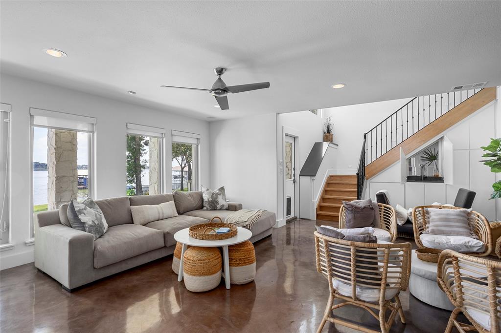 Crest Point Add - Residential