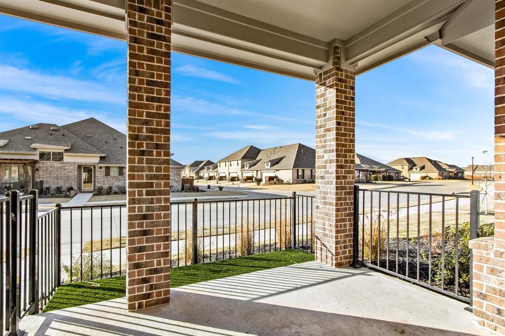 2818 Applewood Way