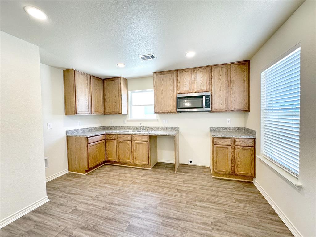 Edgewood BLK 12 LT 14 - Residential