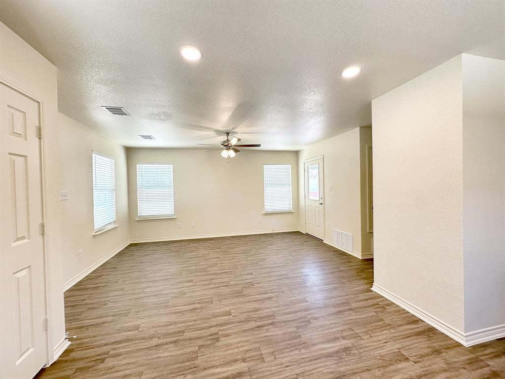 Edgewood BLK 12 LT 14 - Residential
