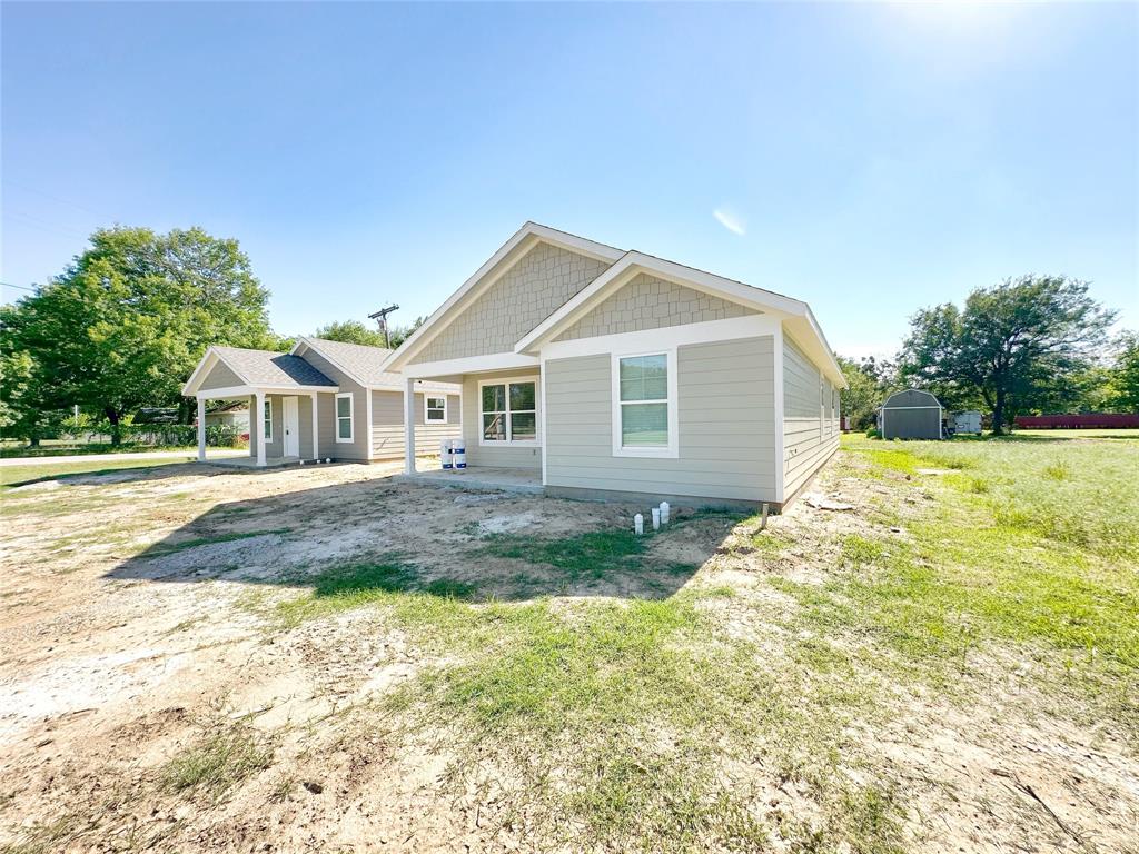 320 SW 14th