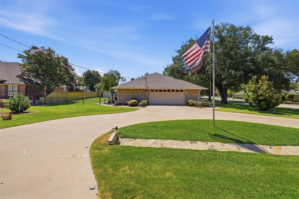 5711 Cortez Drive
