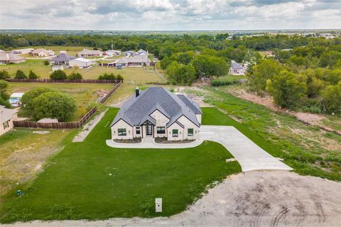 A home in Farmersville