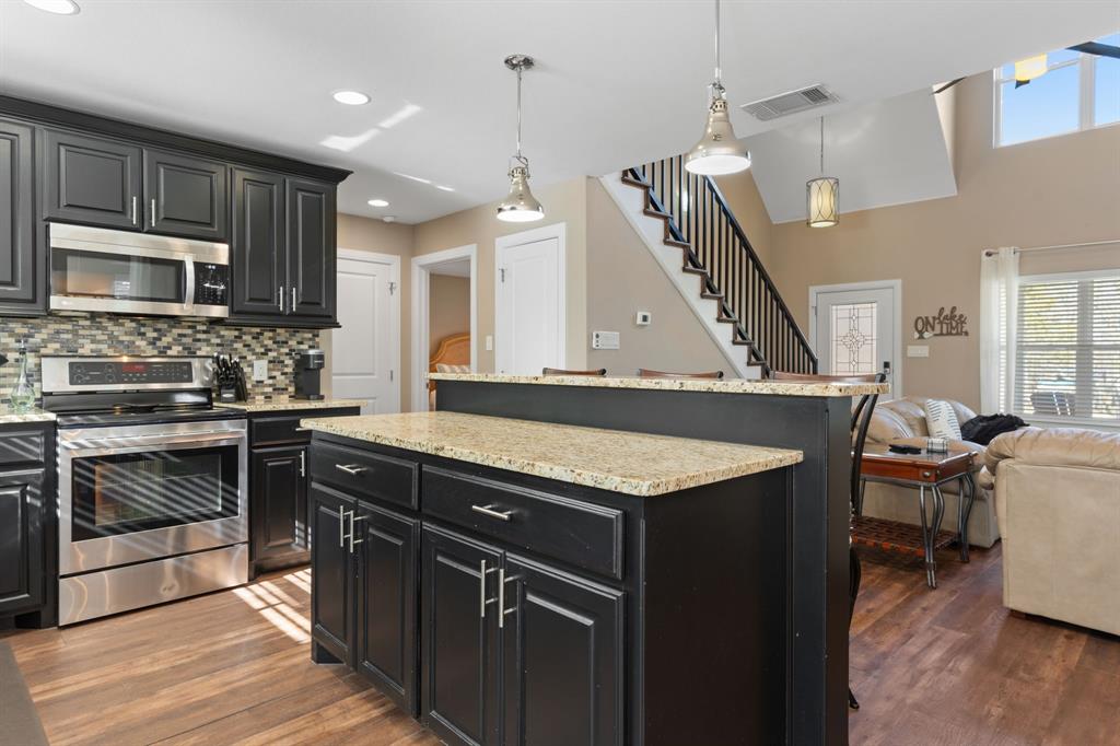 Tanglewood Hills Ctry Cl 10-15 - Residential