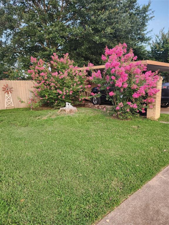 Colonial Acres - Residential