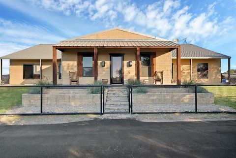 221 Silver Spur Weatherford TX 76087