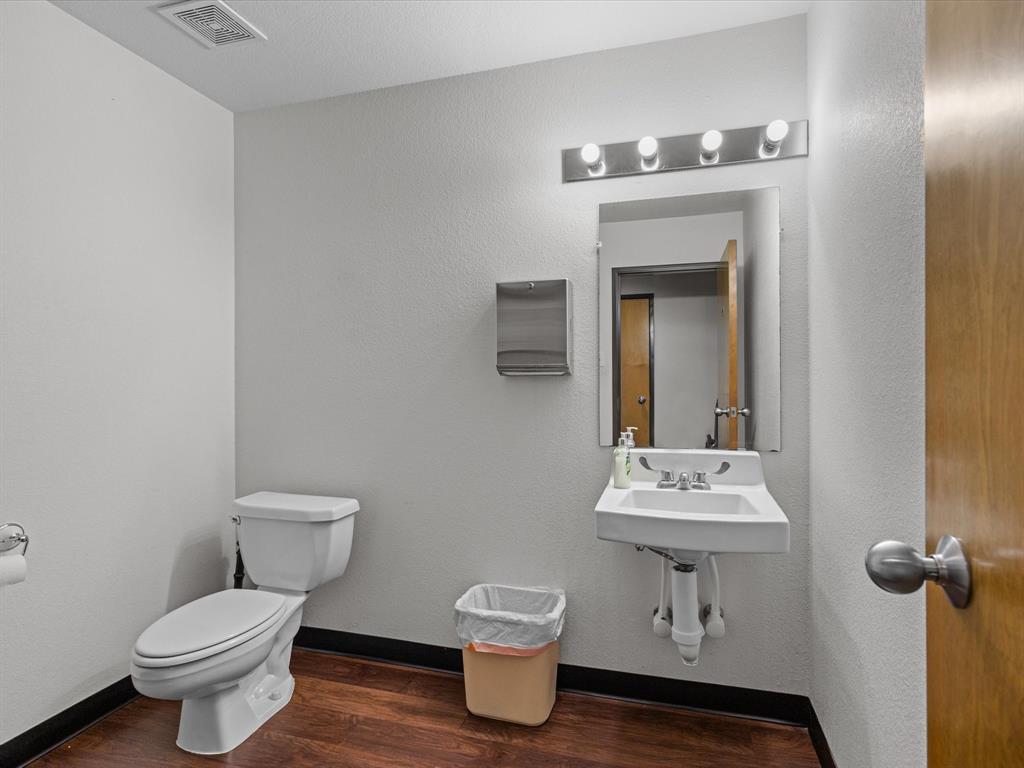 Ridgecrest Add - Commercial Lease