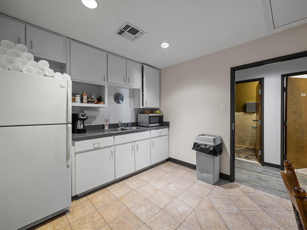 Ridgecrest Add - Commercial Lease