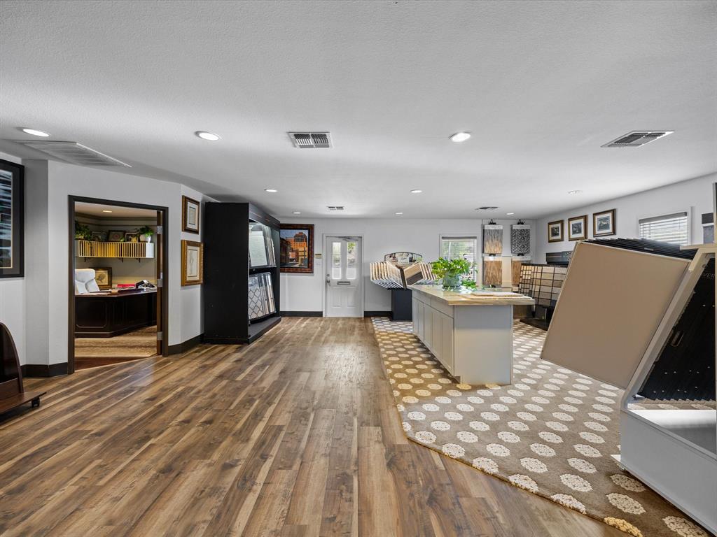 Ridgecrest Add - Commercial Lease