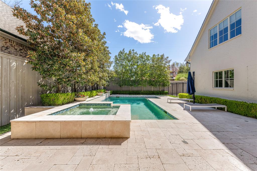 Caruth Hills 5 - Residential