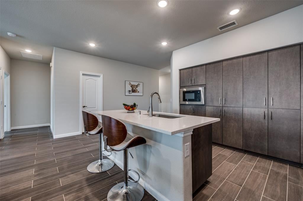 1220 Mill Place
