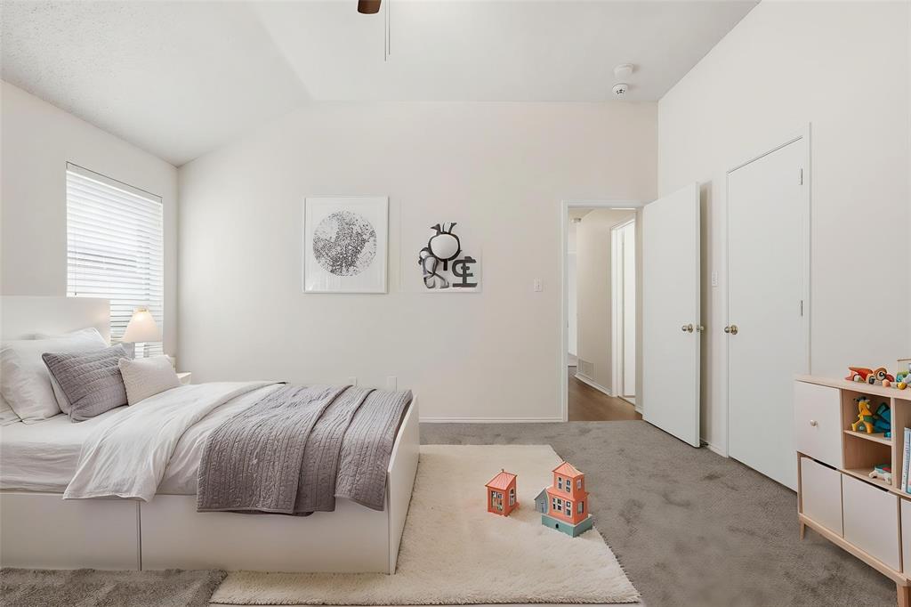 2833 Hidden Springs Drive