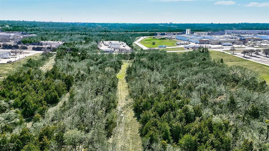 Within 10 miles of the new Margaritaville, this is zoned light commercial, this property is surrounded by other commercial properties.  Located in a growing area, this property is perfect to build your business on.  Restaurants and shopping are near by.