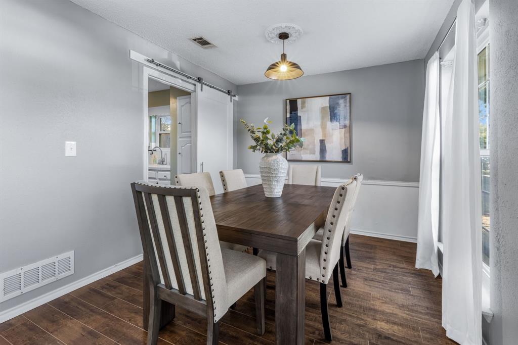 2608 Cross Bend Road