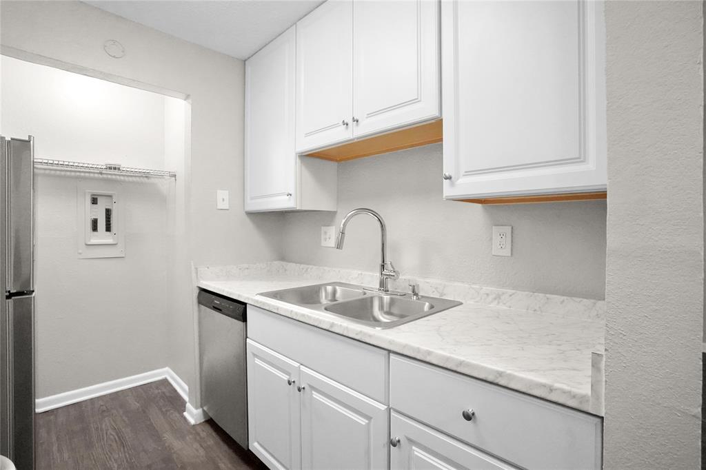 Gastonian Condo - Residential