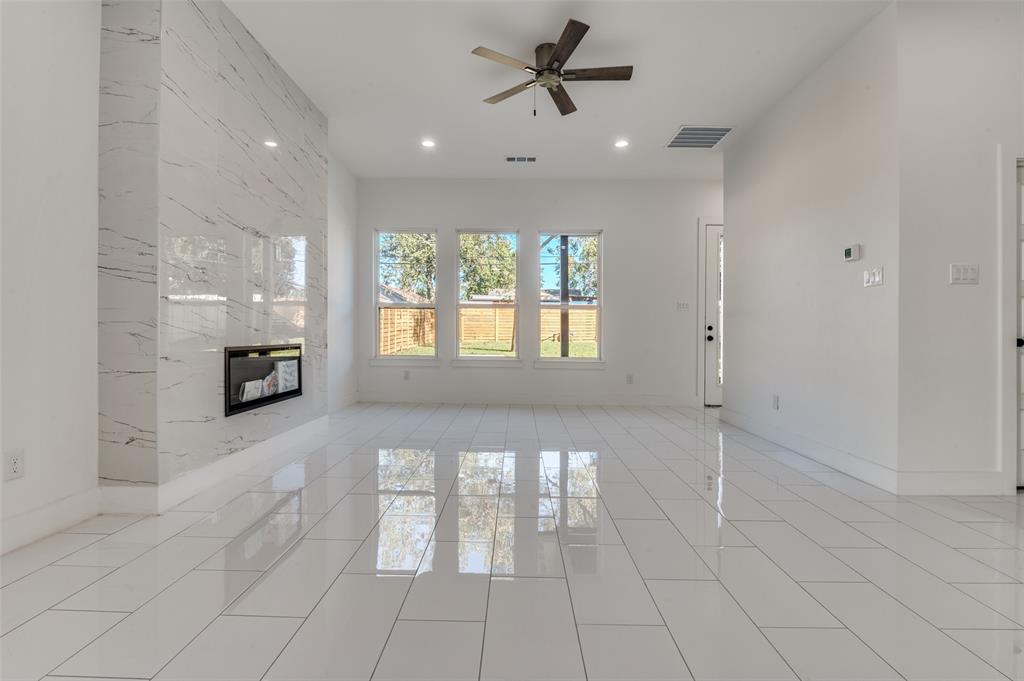 Sunset Crest - Residential