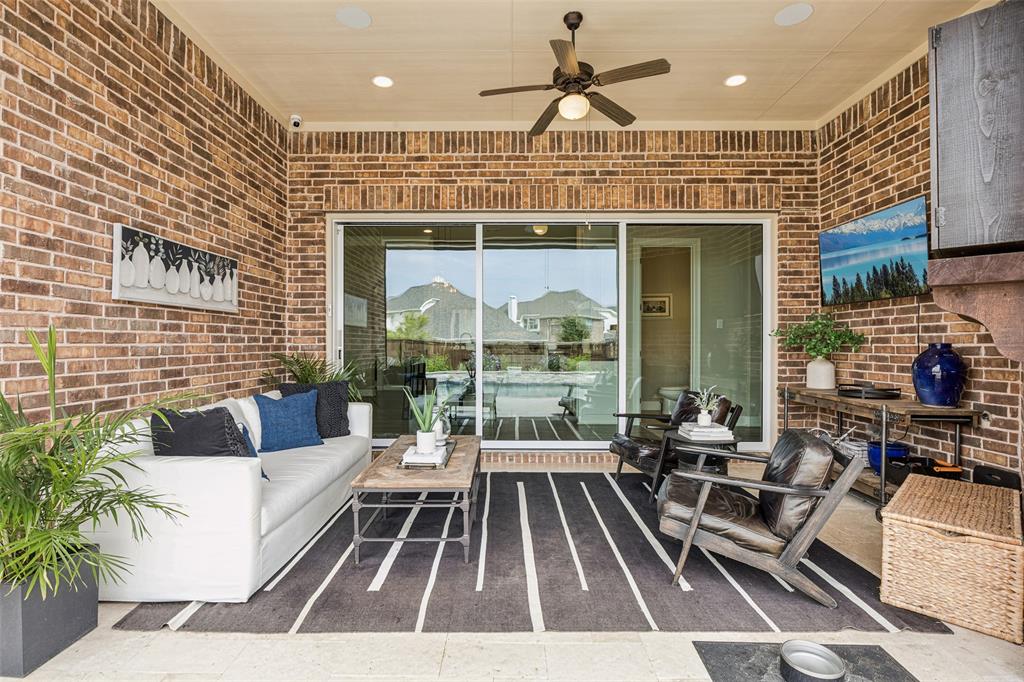 1120 Pianzola Way