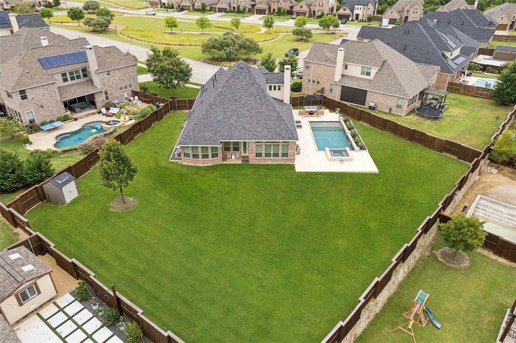 1120 Pianzola Way