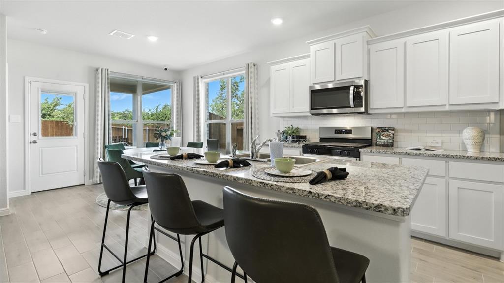 305 GALLANT MAN Court