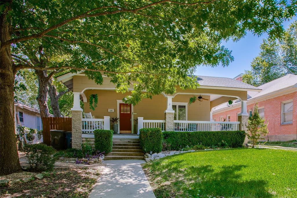 126 N Willomet Avenue