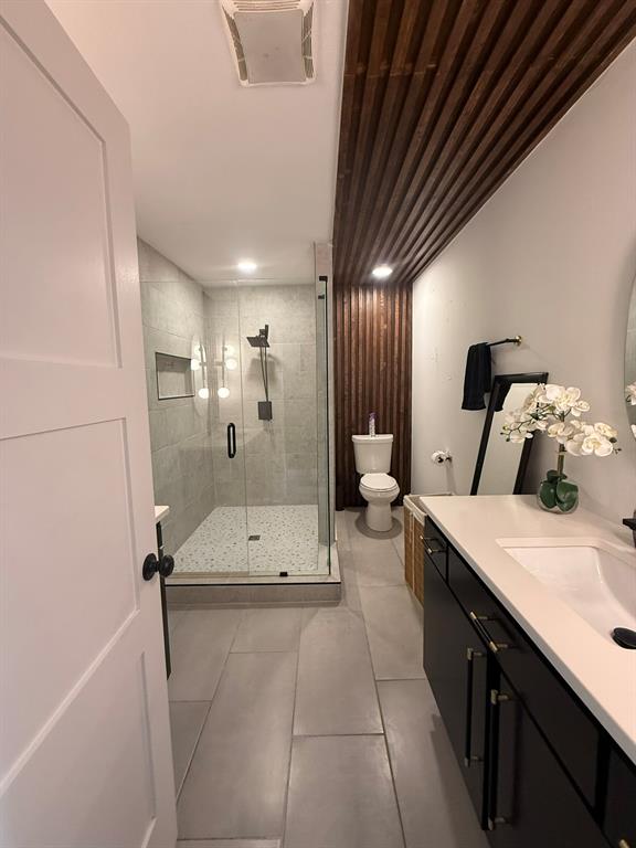 Los Nogales Condo - Residential