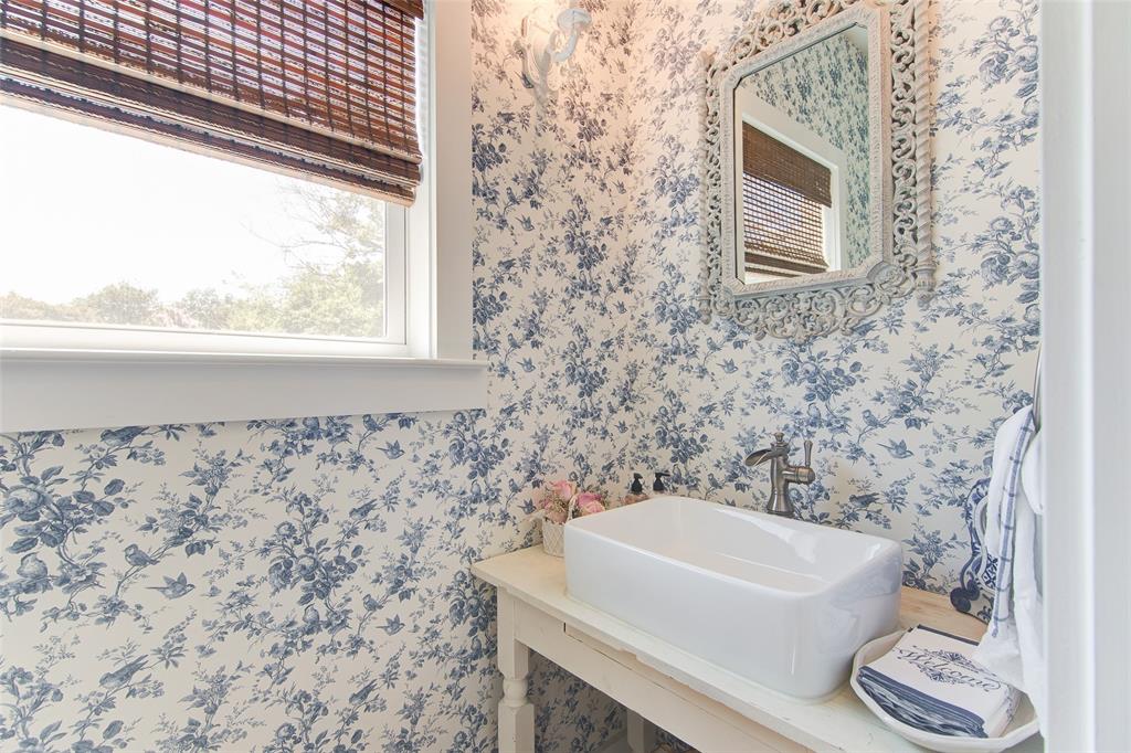 Bush Garland Add - Residential