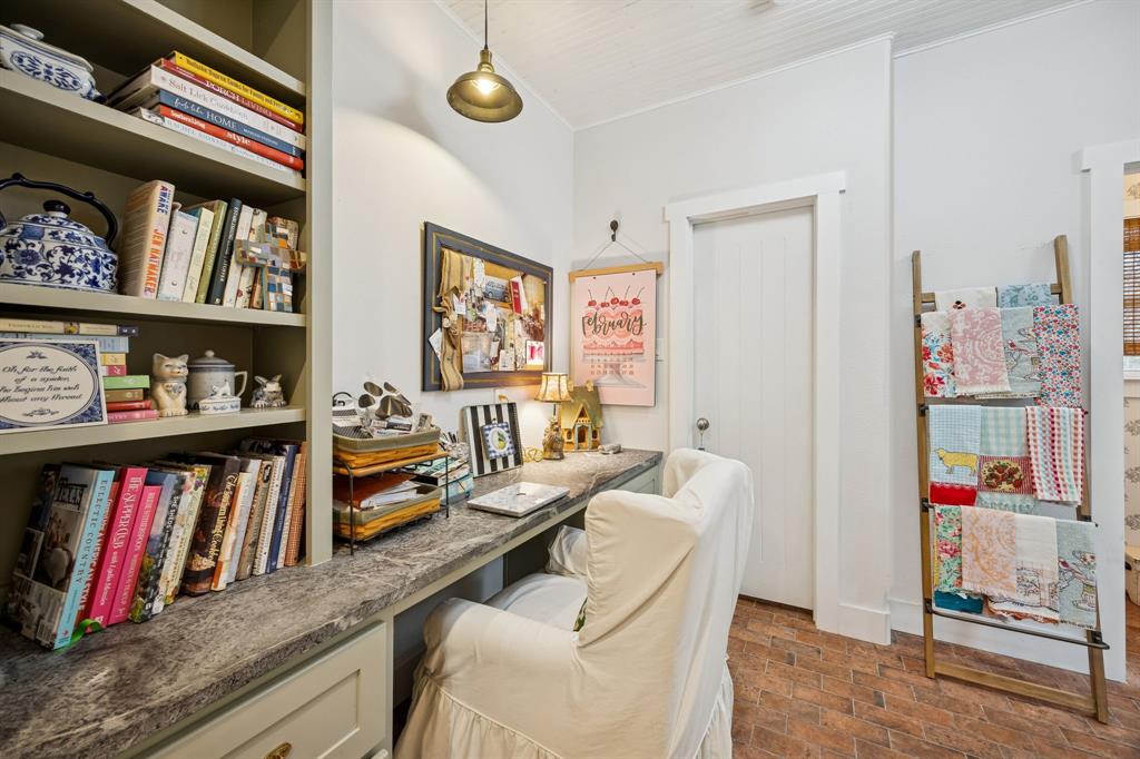 Bush Garland Add - Residential