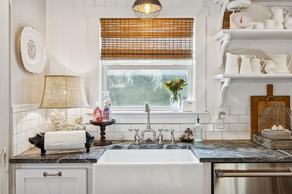 Bush Garland Add - Residential