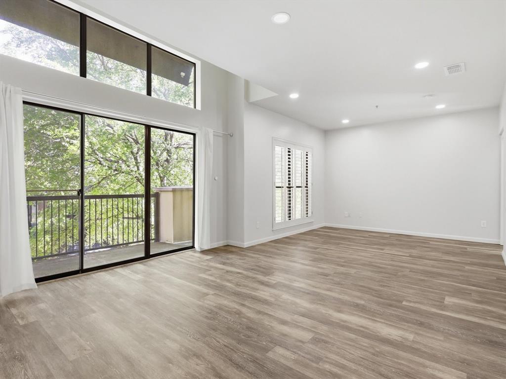 Avanti On Avondale Condo - Residential