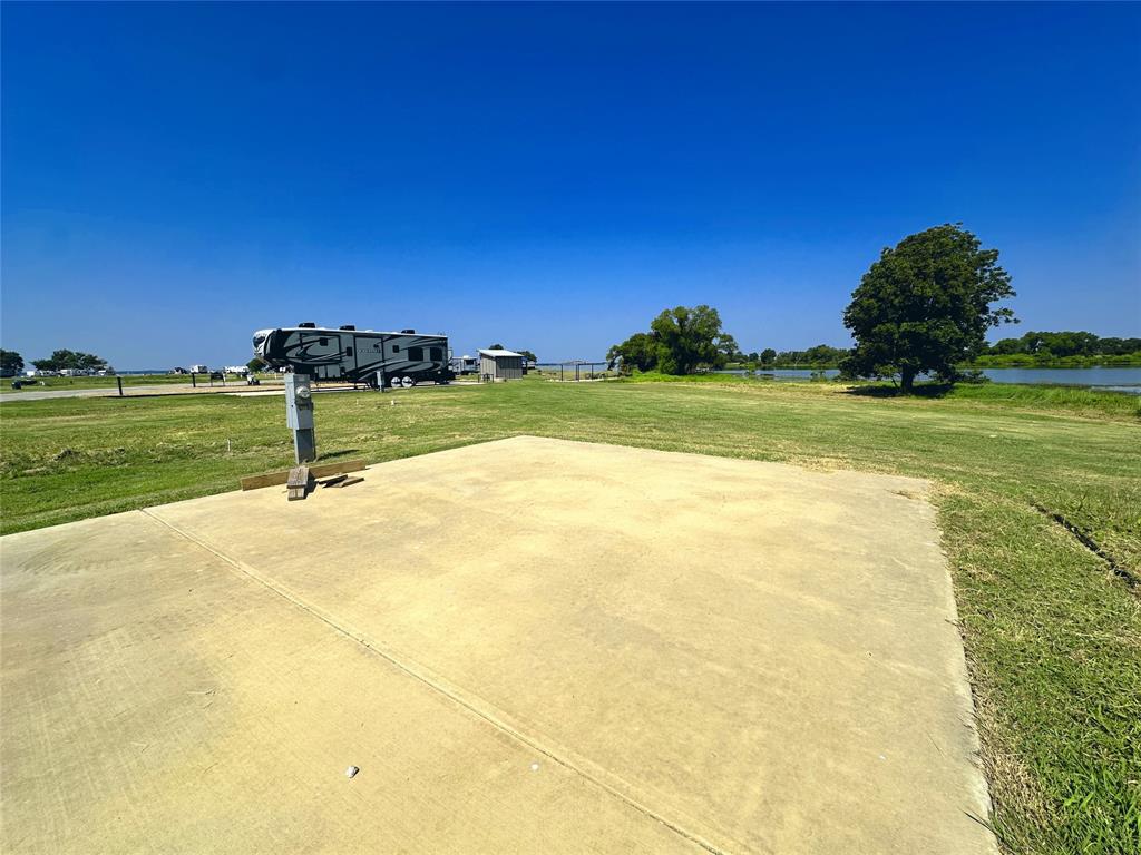 Peninsula Point - Land