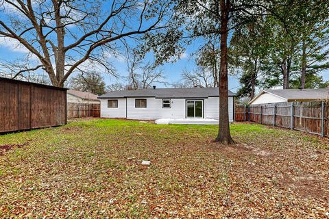 Tiny photo for 2213 Pontiac Drive, Arlington, TX 76013 (MLS # 21141316)