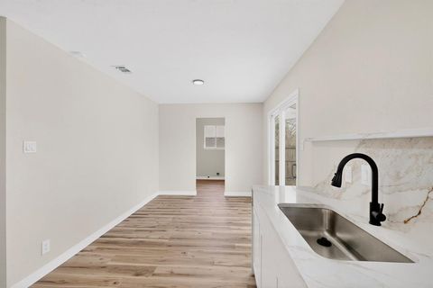 Tiny photo for 2213 Pontiac Drive, Arlington, TX 76013 (MLS # 21141316)