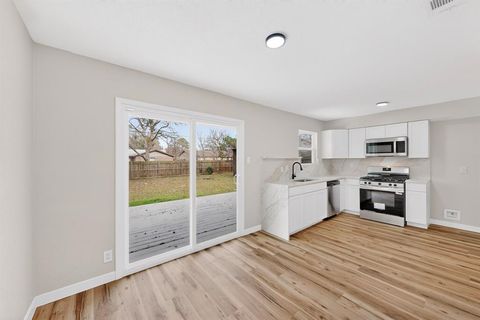 Tiny photo for 2213 Pontiac Drive, Arlington, TX 76013 (MLS # 21141316)