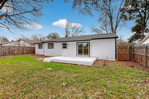 Tiny photo for 2213 Pontiac Drive, Arlington, TX 76013 (MLS # 21141316)
