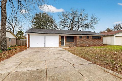 Tiny photo for 2213 Pontiac Drive, Arlington, TX 76013 (MLS # 21141316)