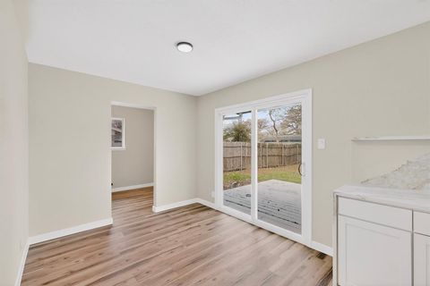 Tiny photo for 2213 Pontiac Drive, Arlington, TX 76013 (MLS # 21141316)