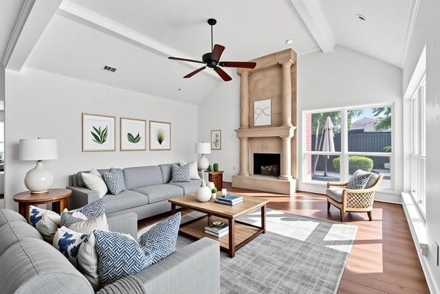 2 La Costa Court