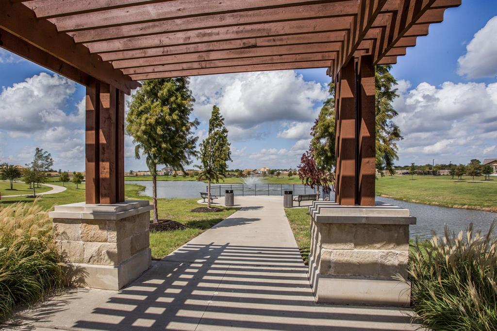 South Pointe - Residential