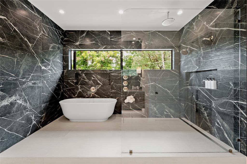 WILSHIRE PARK - Residential