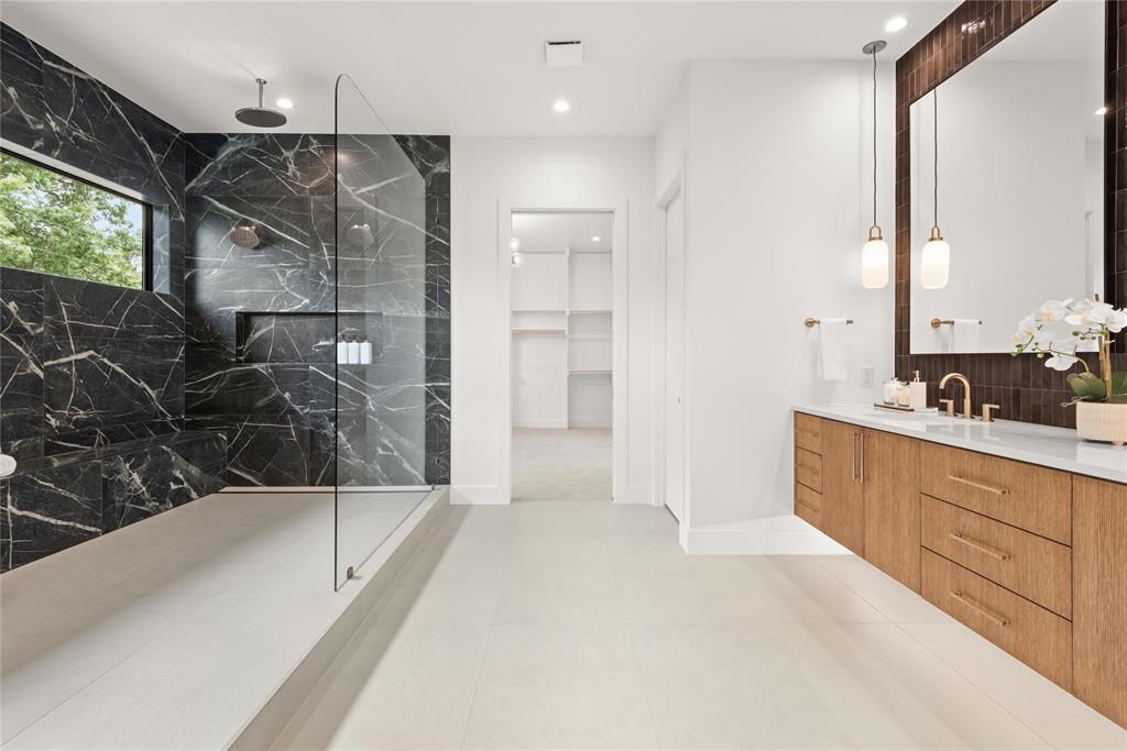 WILSHIRE PARK - Residential