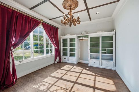 Tiny photo for 4062 Bunting Avenue, Fort Worth, TX 76107 (MLS # 21129324)