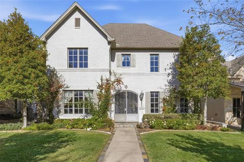 Tiny photo for 4062 Bunting Avenue, Fort Worth, TX 76107 (MLS # 21129324)