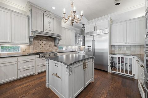 Tiny photo for 4062 Bunting Avenue, Fort Worth, TX 76107 (MLS # 21129324)