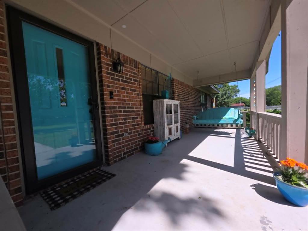 900 S 8th Avenue