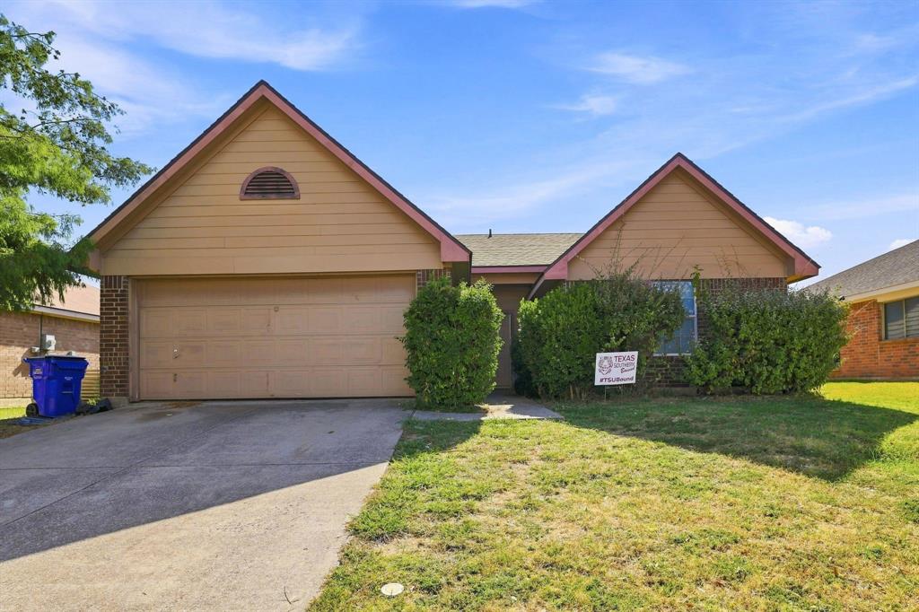 3512 Loyd Drive