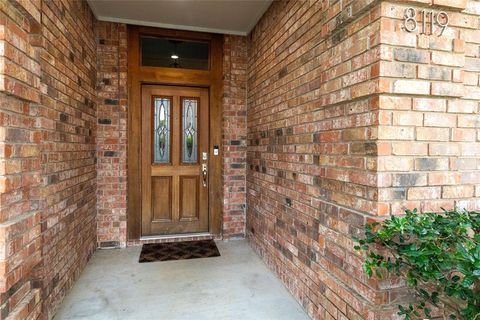 A home in Benbrook