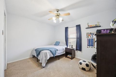 Tiny photo for 10409 Blue Stem Court, Fort Worth, TX 76108 (MLS # 21101431)