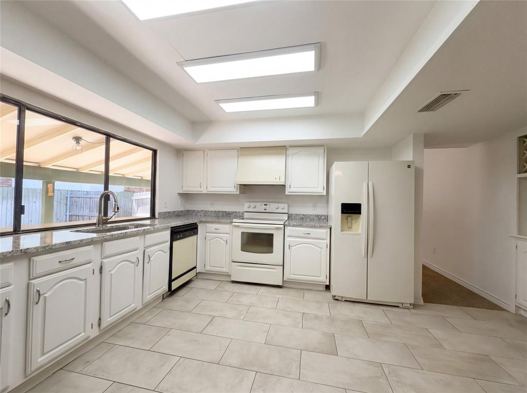 2623 Crestmoor Court