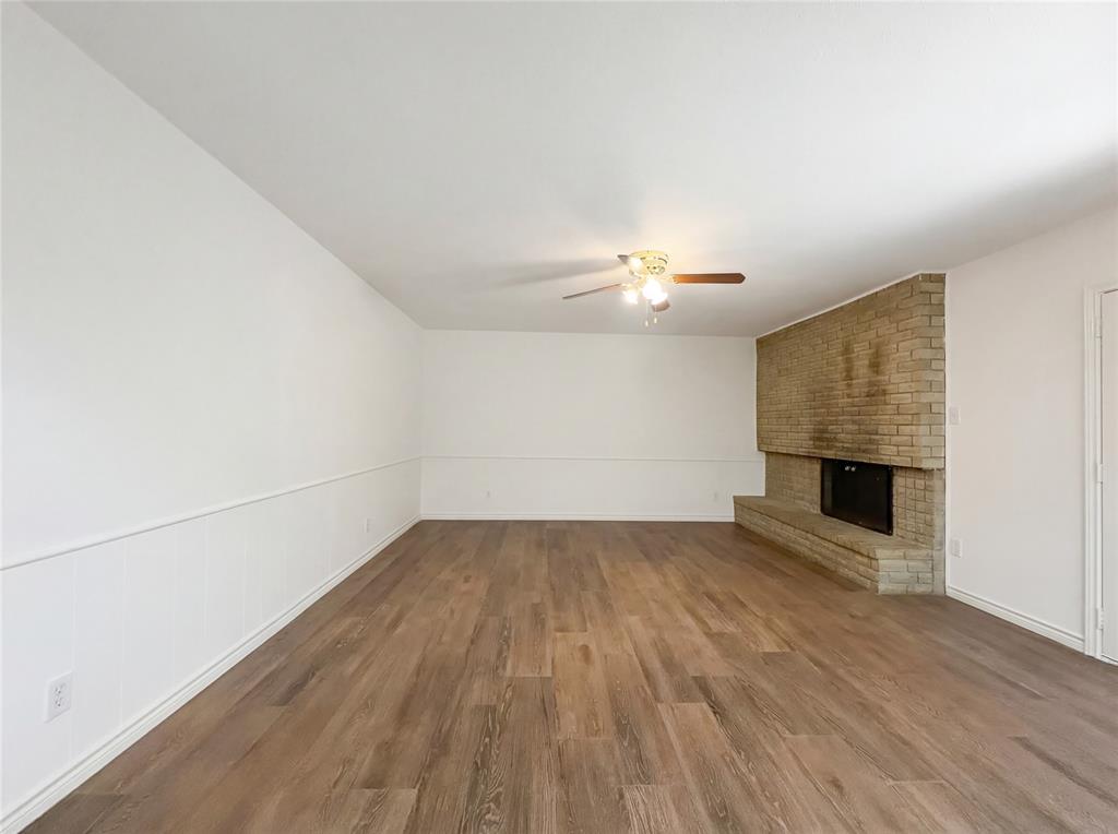 2623 Crestmoor Court